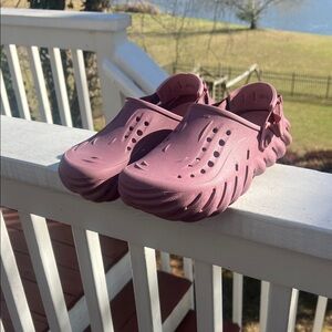 Crocs Echo Clog Truffle Unisex Slip-On Shoes in Dusty Rose size men 7 women 9